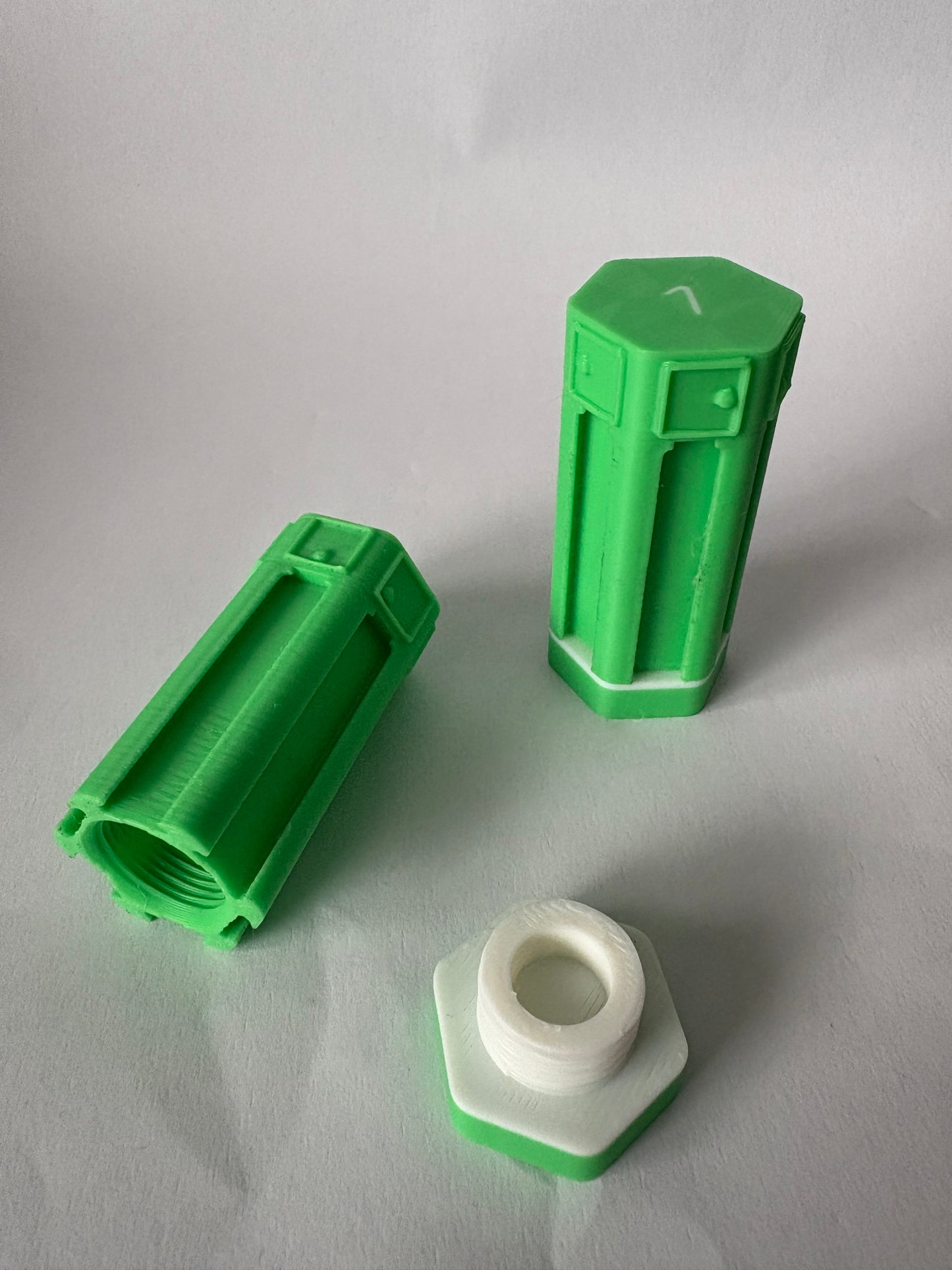 1/10 Scale pill box suspension pill pot for xray associated rc cars choose the main colour and email us the second colour